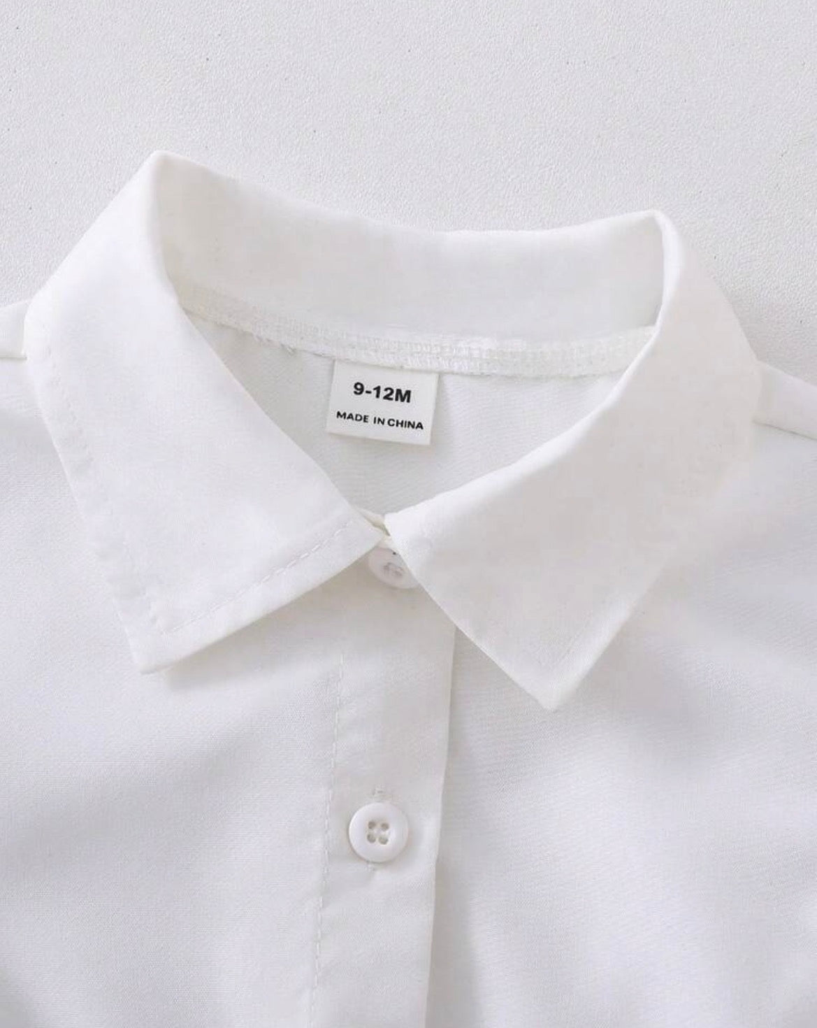 Sleeveless top with collar Inner Shirt