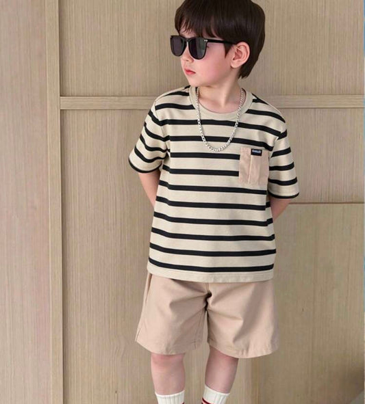 2pcs Pocket Round Neck Short Sleeve T-Shirt&Solid Shorts Set