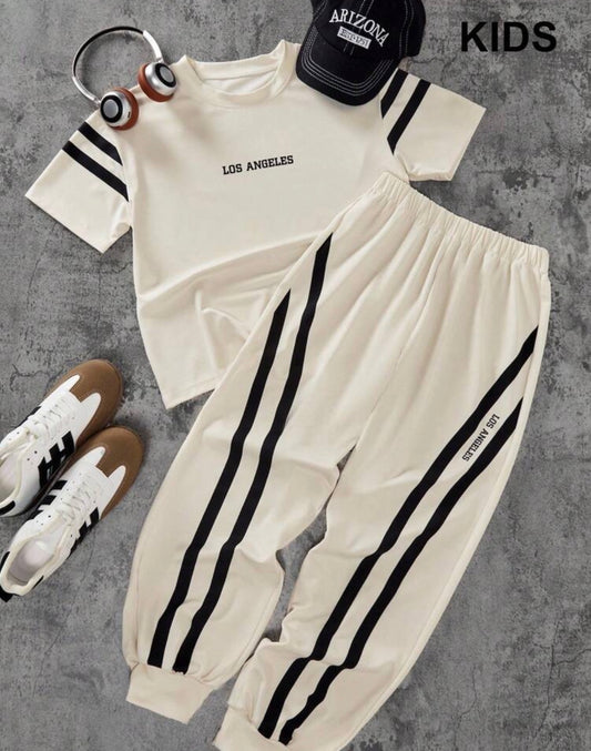 2pcs Round Neck Printed T-Shirt And Side Design Jogger Pants Set
