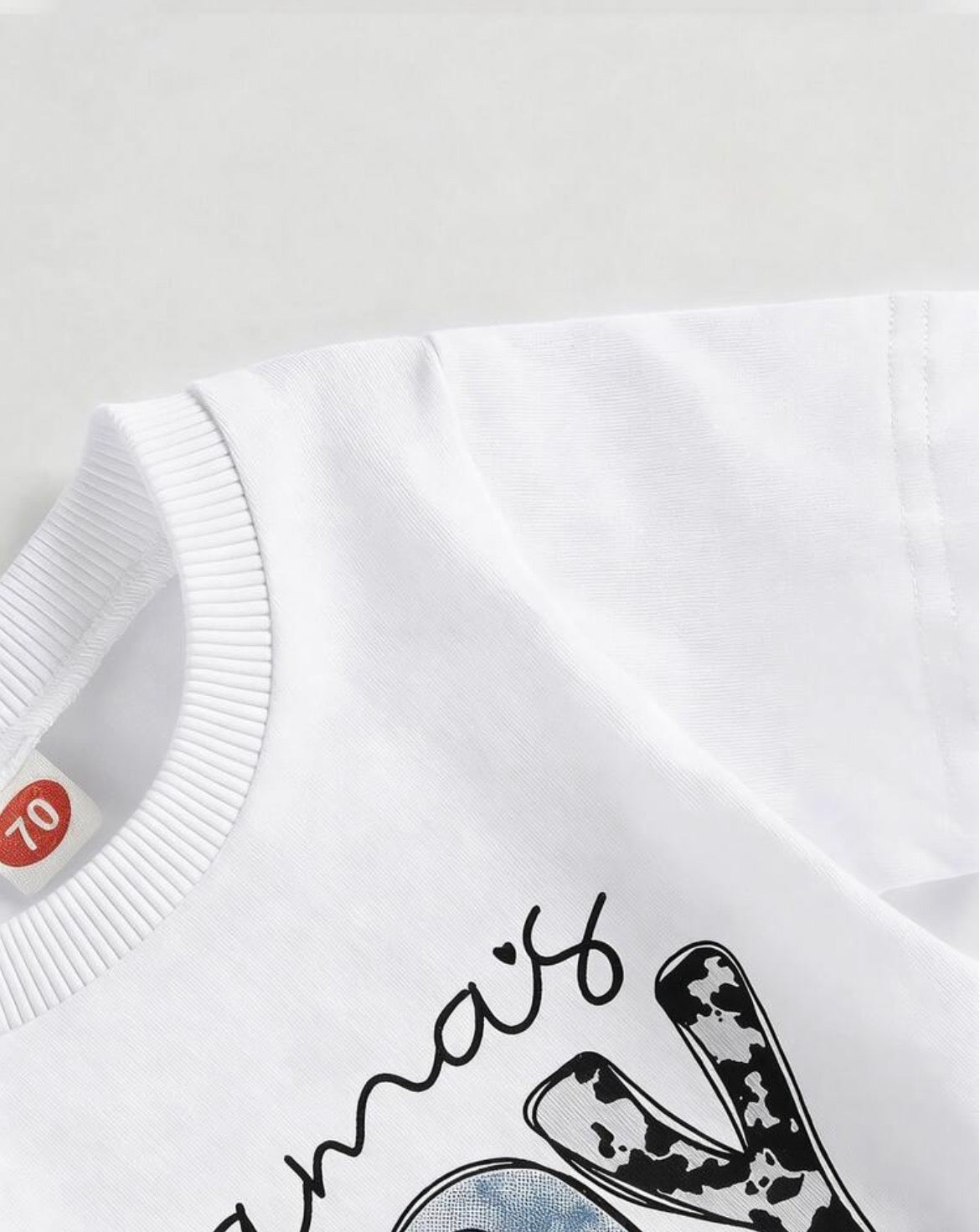 2pcs Set Letter Slogan Graphic T-Shirt And Solid Front Tie Sports Shorts