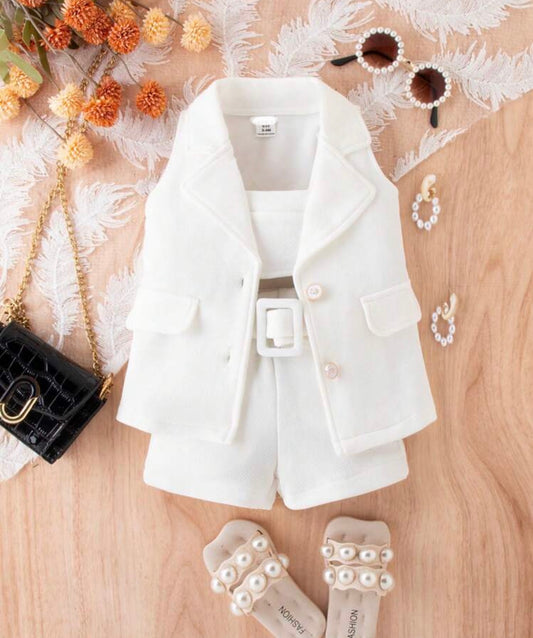 3Pieces Cami Top & Belted Shorts & Vest Elegant Buttoned White Polyester Coat