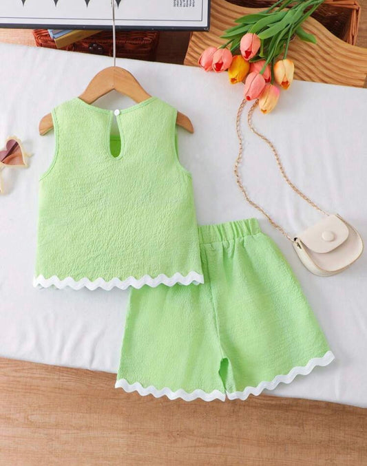 Textured Fabric Colorblock Hem Sleeveless Top & Shorts 2 Pieces