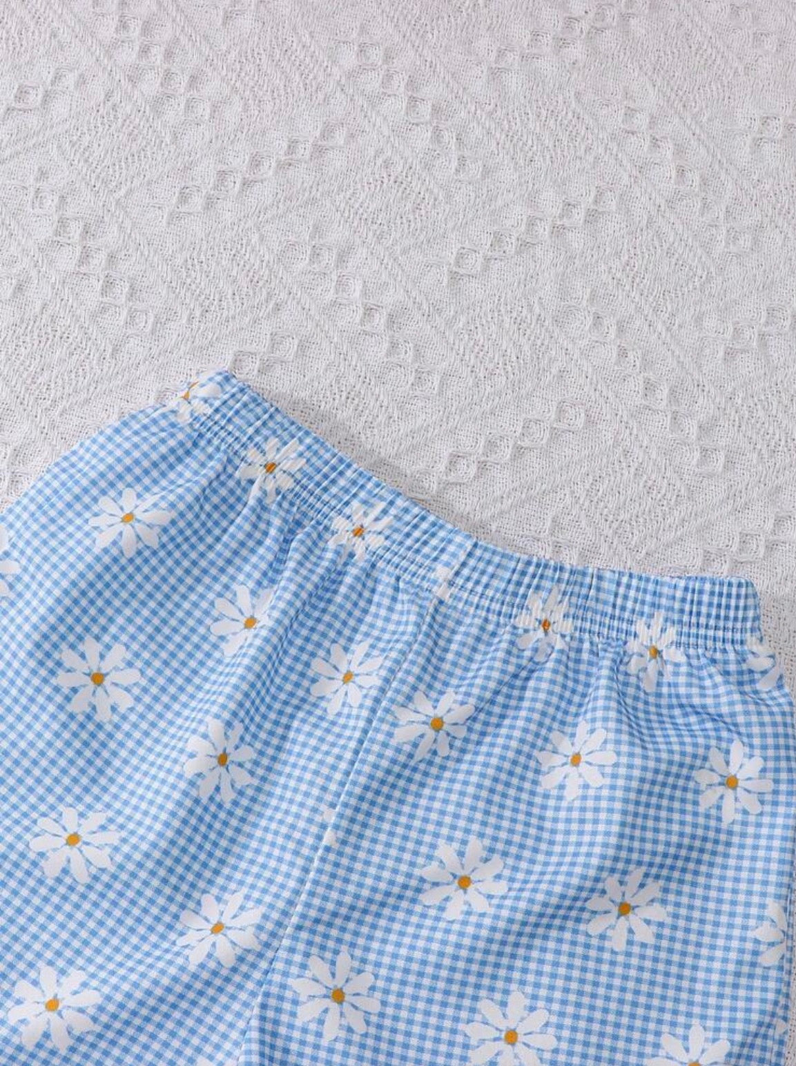 Plaid Print Daisy Shirt + Shorts 2 Pieces Outfit