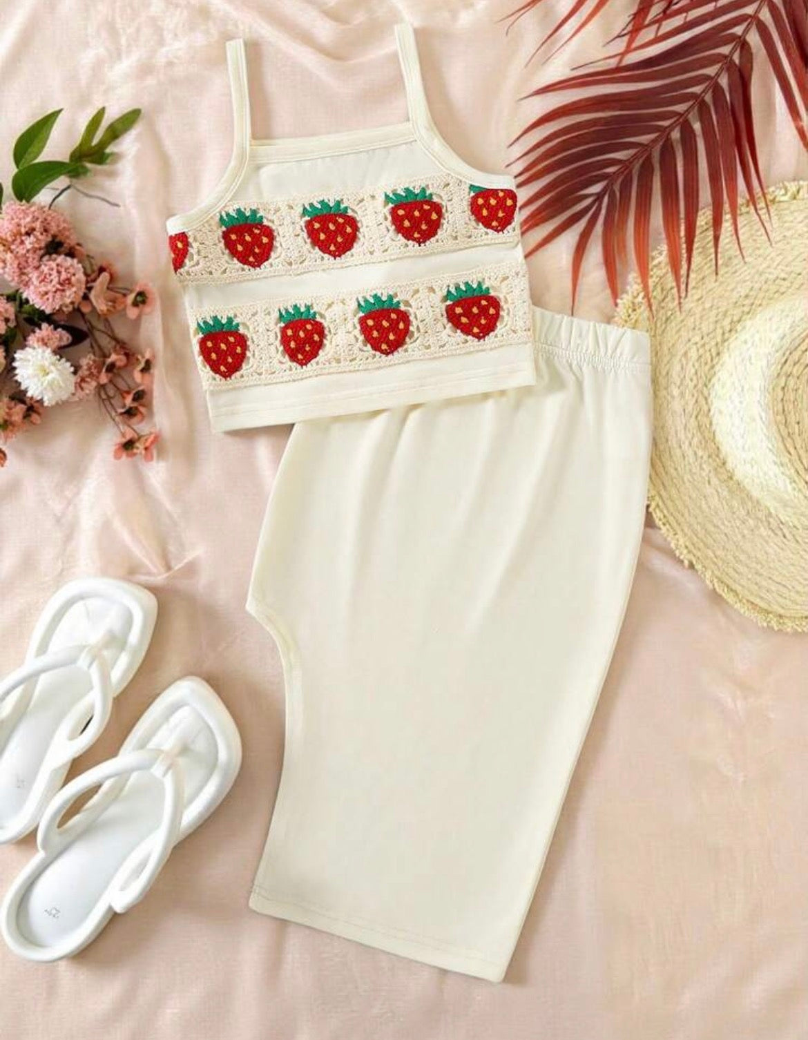 Strawberry Decor Camisole Top And Elastic Waist Fitted Skirt