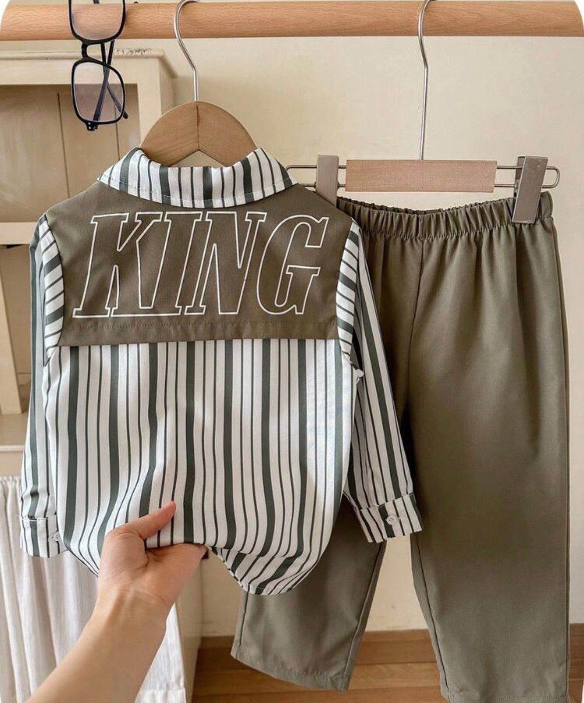 Vintage Striped Collar & Big Letter Print Shirt And Pants Set