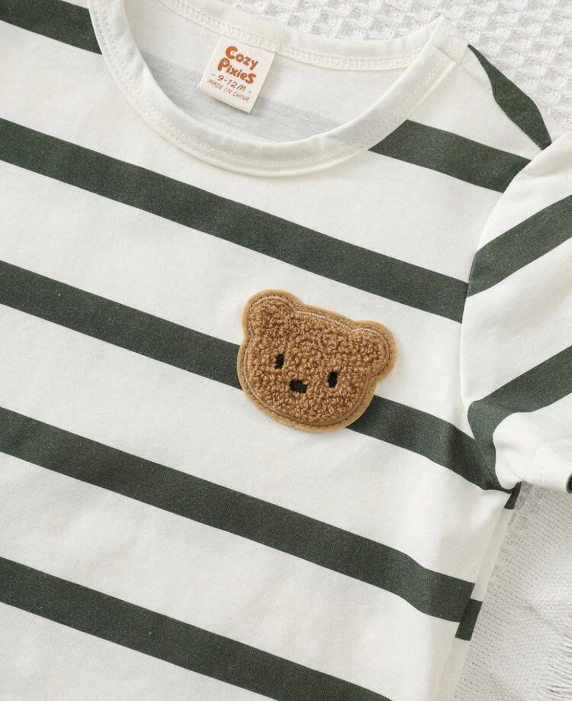 2pcs/Set Cartoon Striped 3D Bear Pattern Round Neck Short Sleeve T-Shirt And Shorts