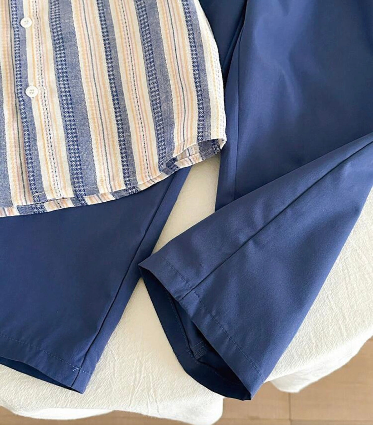 2pcs Striped Collar Patch Short Sleeve Loose Shirt And Pants Set