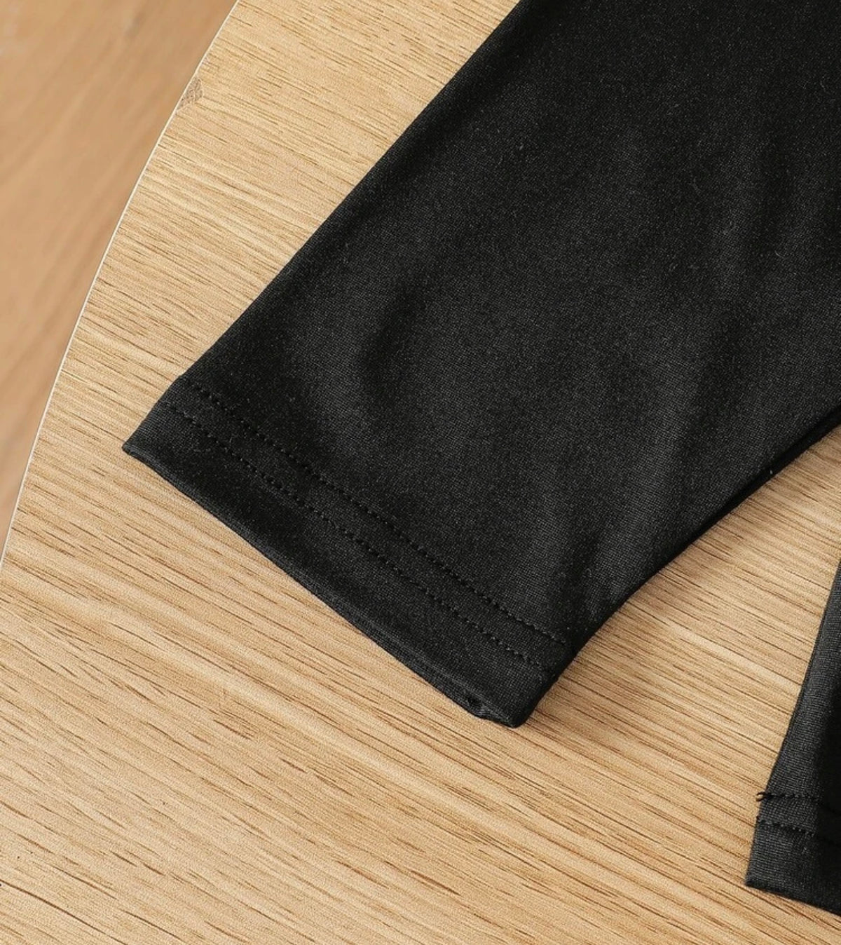 2pcs Black Knit/Woven Crew Neck Long Sleeve T-Shirt & Denim Overalls Outfit