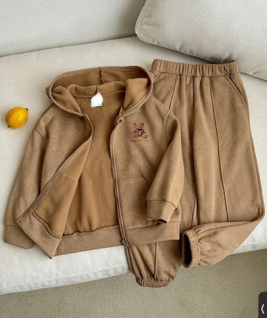 2pcs Cute Bear Graphic Hoodie Sweatshirt & Sweatpants