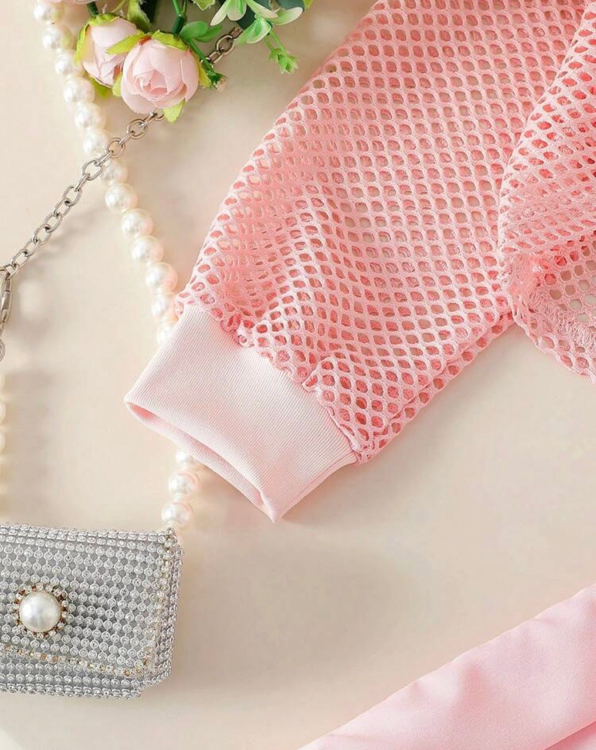 Camisole Pearl Flower Vest, Paired With Bow Pleated Skirt, 3-Piece
