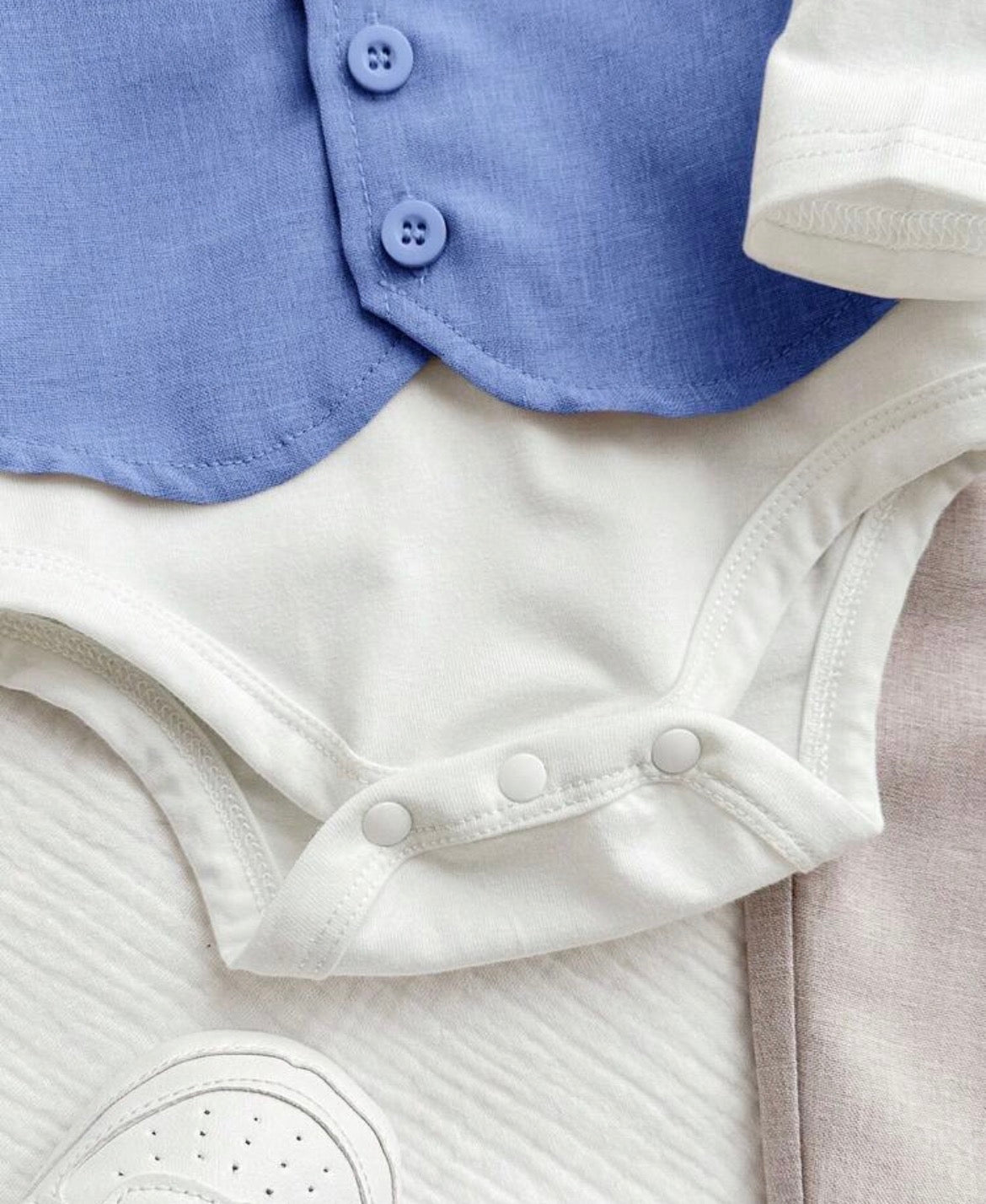 3pcs Vest Jacket, Pants And Bow Tie Romper