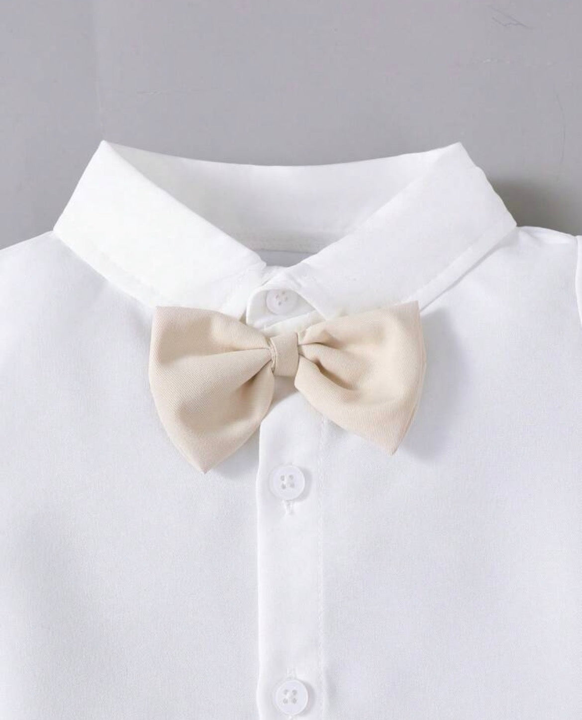 2pcs Suit Set - Bow Tie Casual Short Sleeve Shirt & Bib Shorts