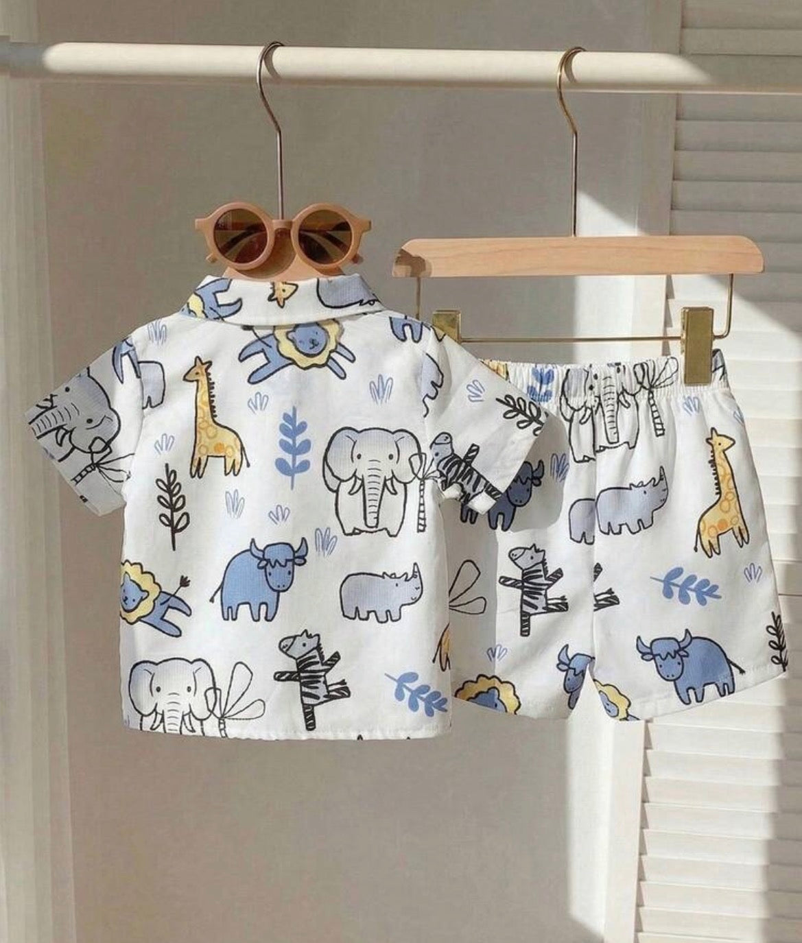 Tropical Plant Pattern Short Sleeve Shirt & Elastic Waist Shorts