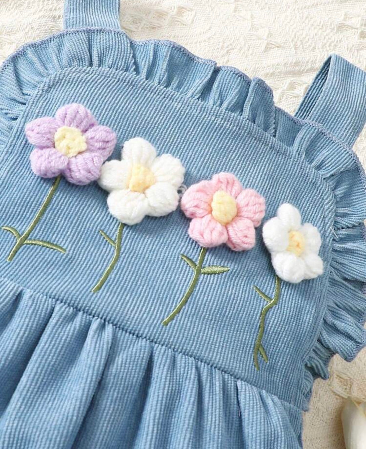 Wide Strap Floral Embroidered Romper With Pockets, Matched With Cap
