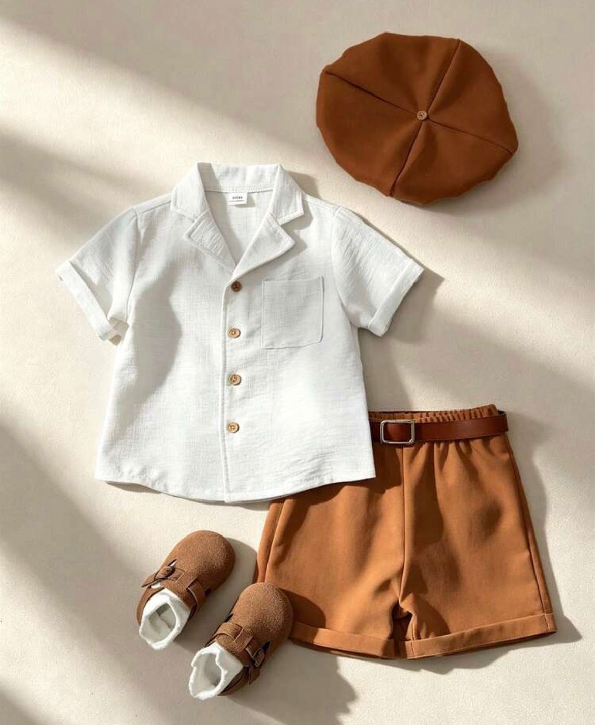 White Short Sleeve Polo Shirt,Regular Shorts,Hat