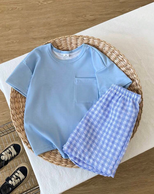 2pcs/Set Drop Shoulder Short Sleeve Top And Striped Print Shorts