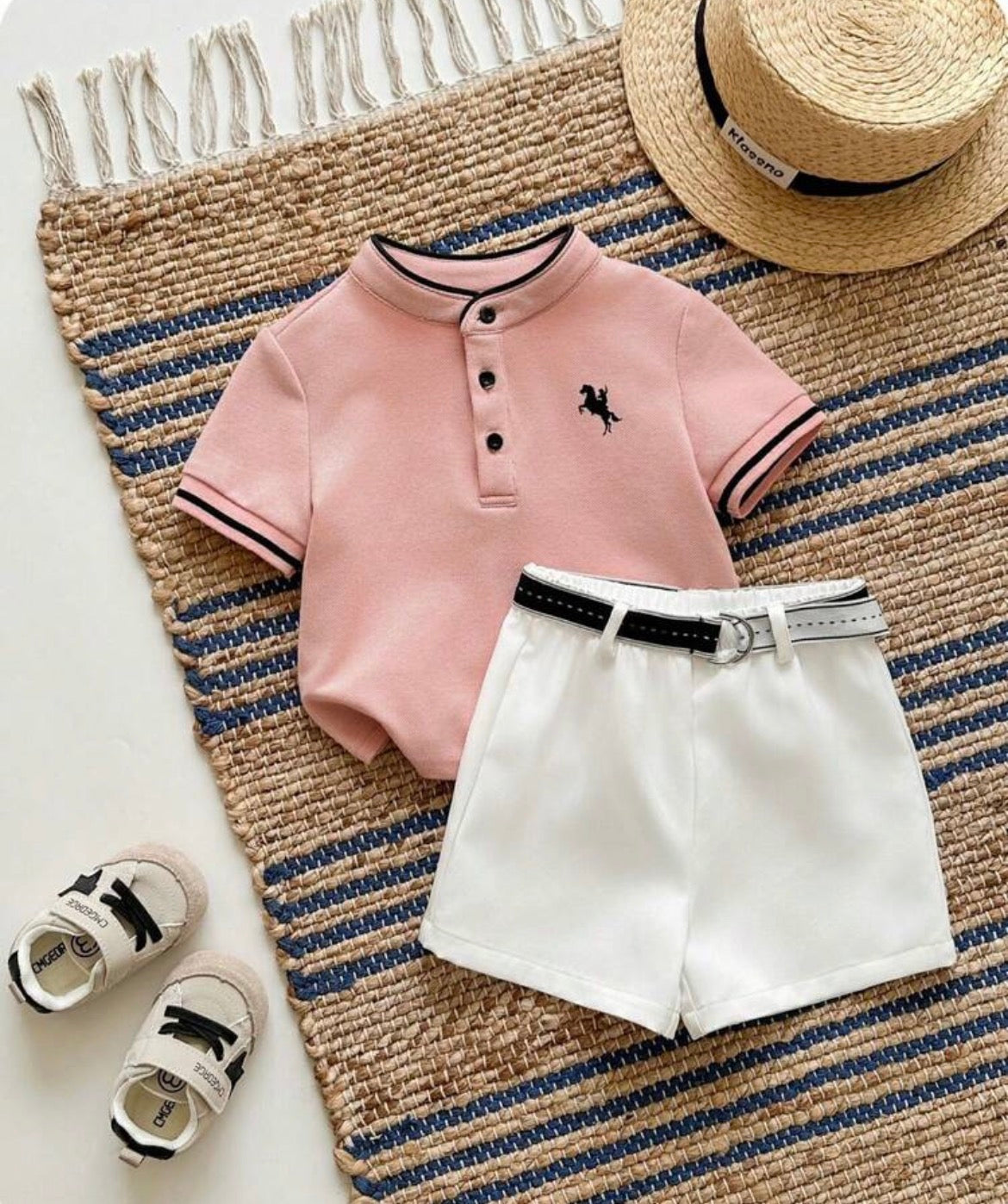 Preppy Style Stand-Up Collar Polo Shirt,White Shorts & Belt Suit