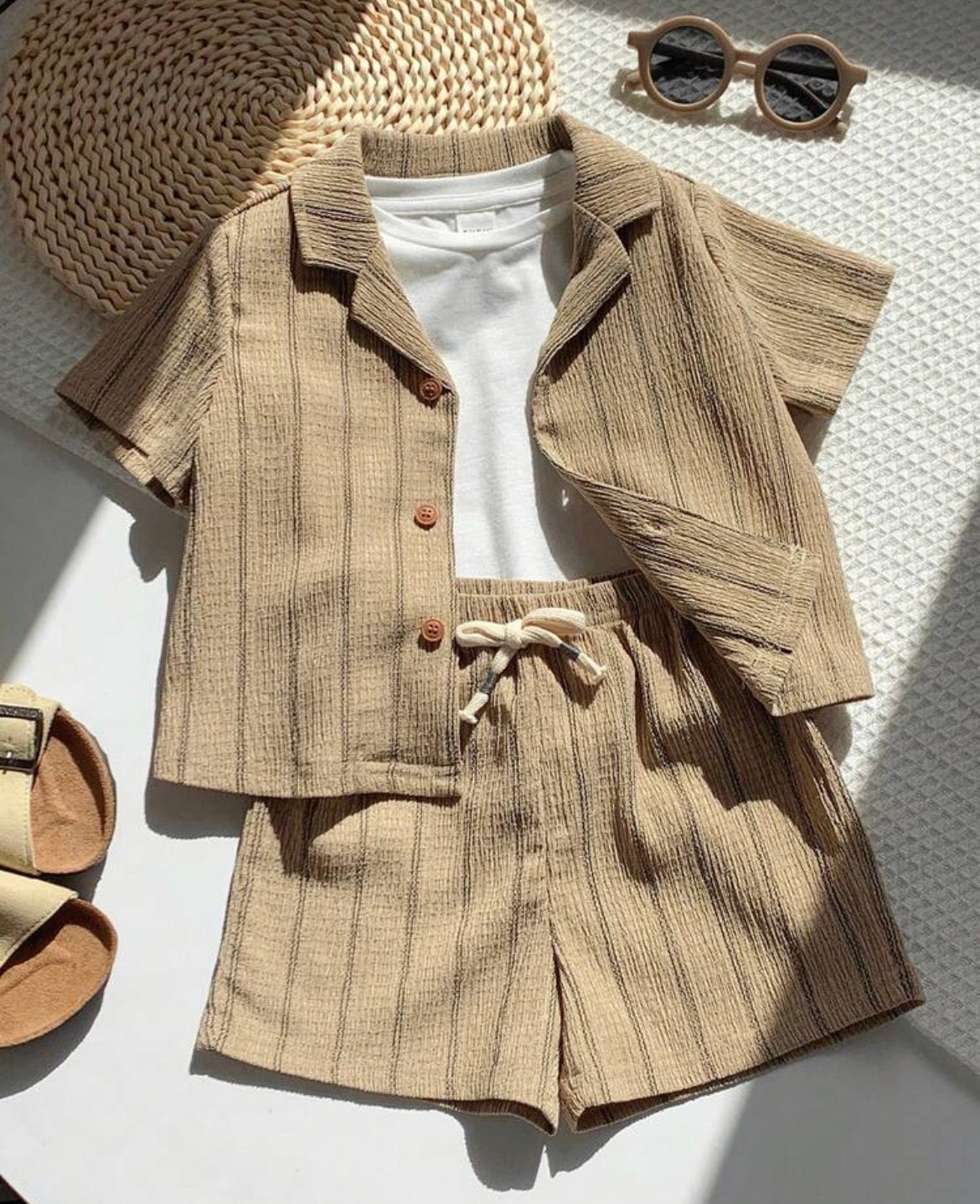 2pcs Brown Stripe Short Sleeve Shirt And Shorts
