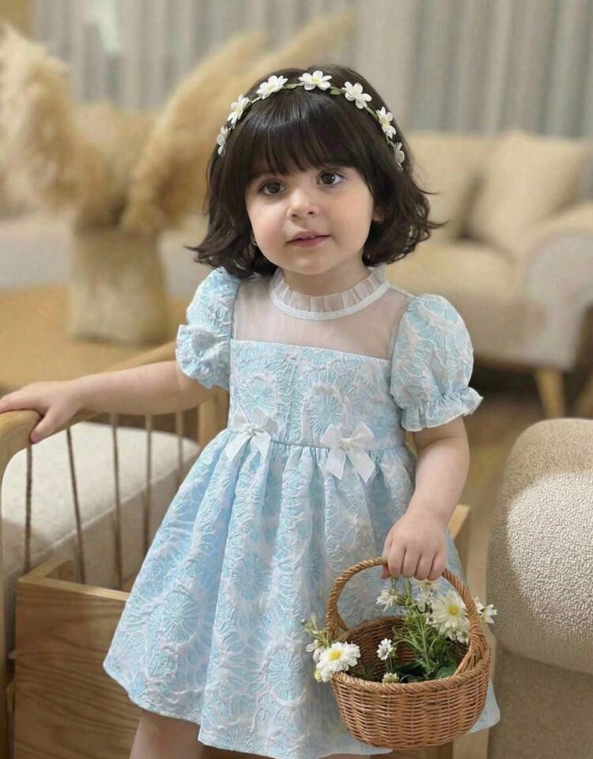 Vintaside Ruffle Collar Puff Sleeve Bow A-Line Dress,Light Blue And White Floral 3D Bow Detail Gown