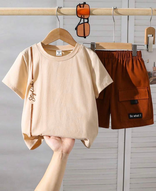 2pcs/Set Versatile Round Neck T-Shirt And Neon Green Cargo Shorts