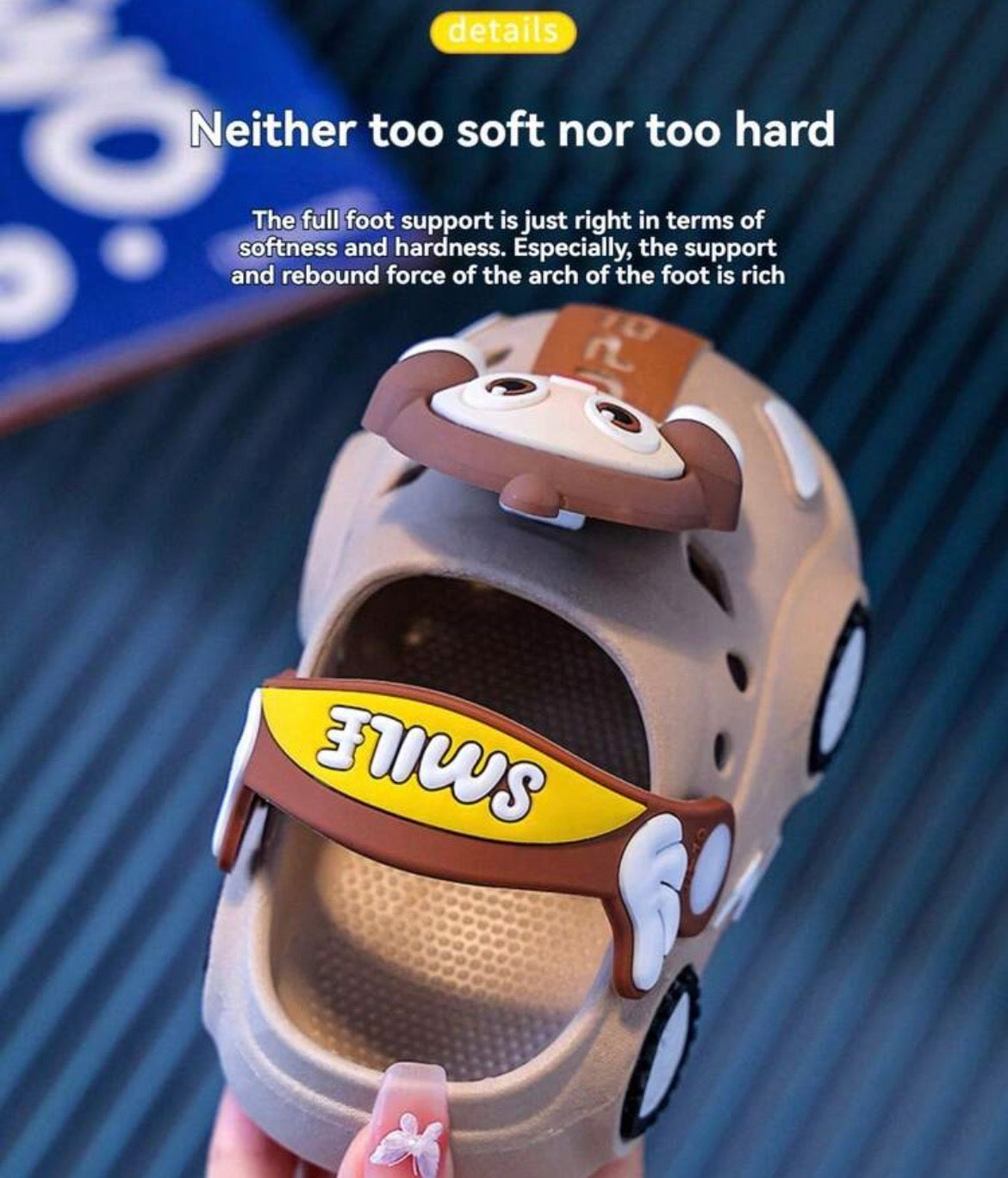 Holey Sole Non-Slip Cartoon Slippers
