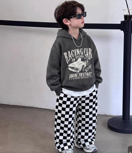 2pcs Letter Pattern Pullover Sweatshirt Long Sleeve Pullover Sweatshirt & Checkerboard Wide Leg Pant Winter