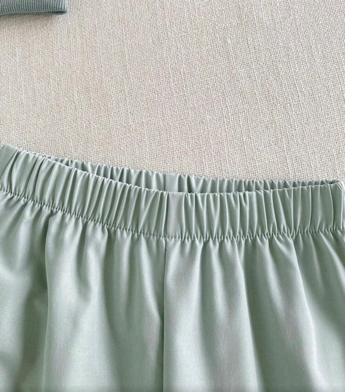 2pcs Long Sleeve Polo Top Paired With Khaki Casual Long Pants,