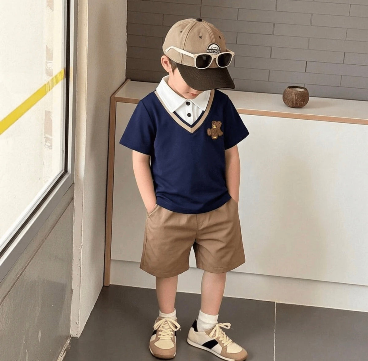 2pcs/Patchwork Contrast Polo Collar Short Sleeve T-Shirt And Solid Color Shorts With Pockets