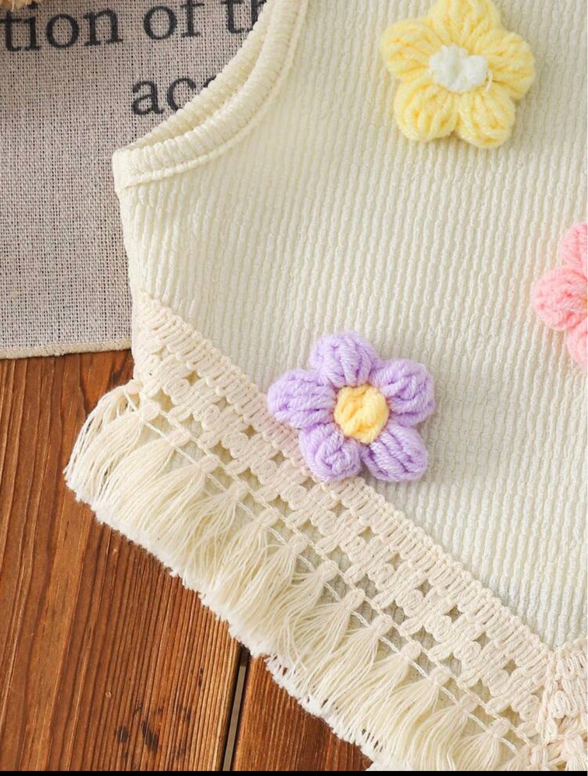 2pcs Floral Applique Hem Fringe Top And Bell Bottom Pants