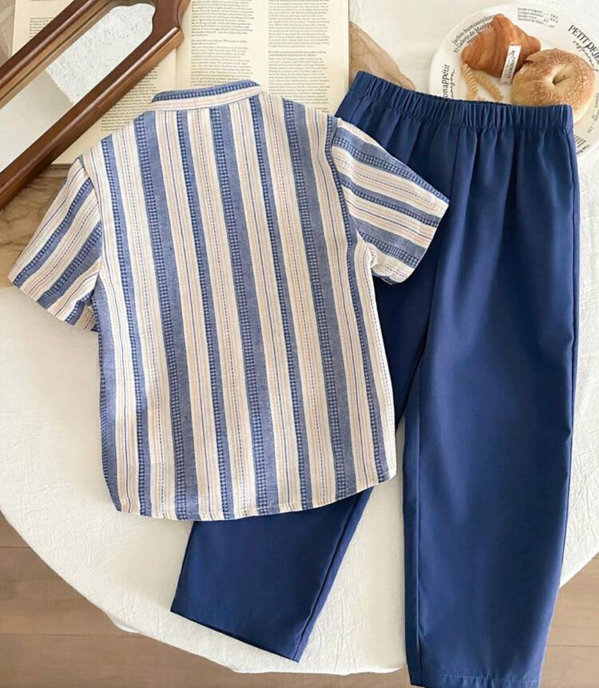 2pcs Striped Collar Patch Short Sleeve Loose Shirt And Pants Set