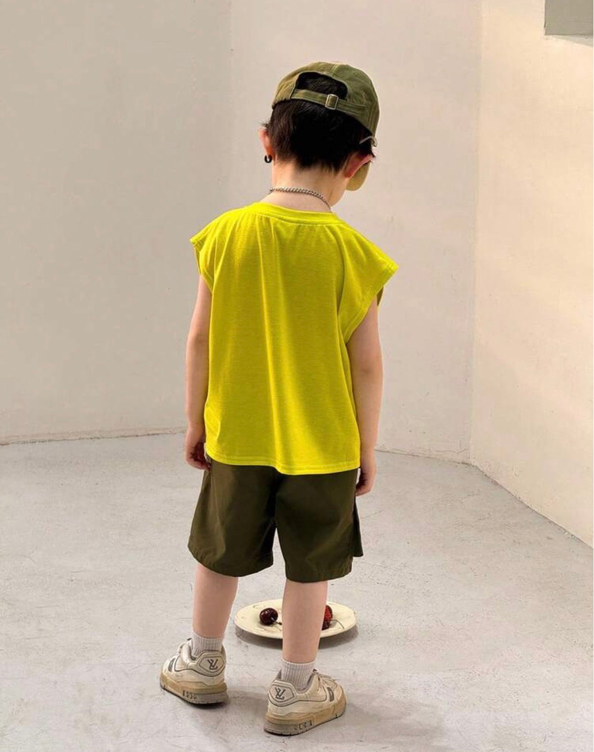 Loose Fit Green Sleeveless Top And Workwear Pocket Shorts