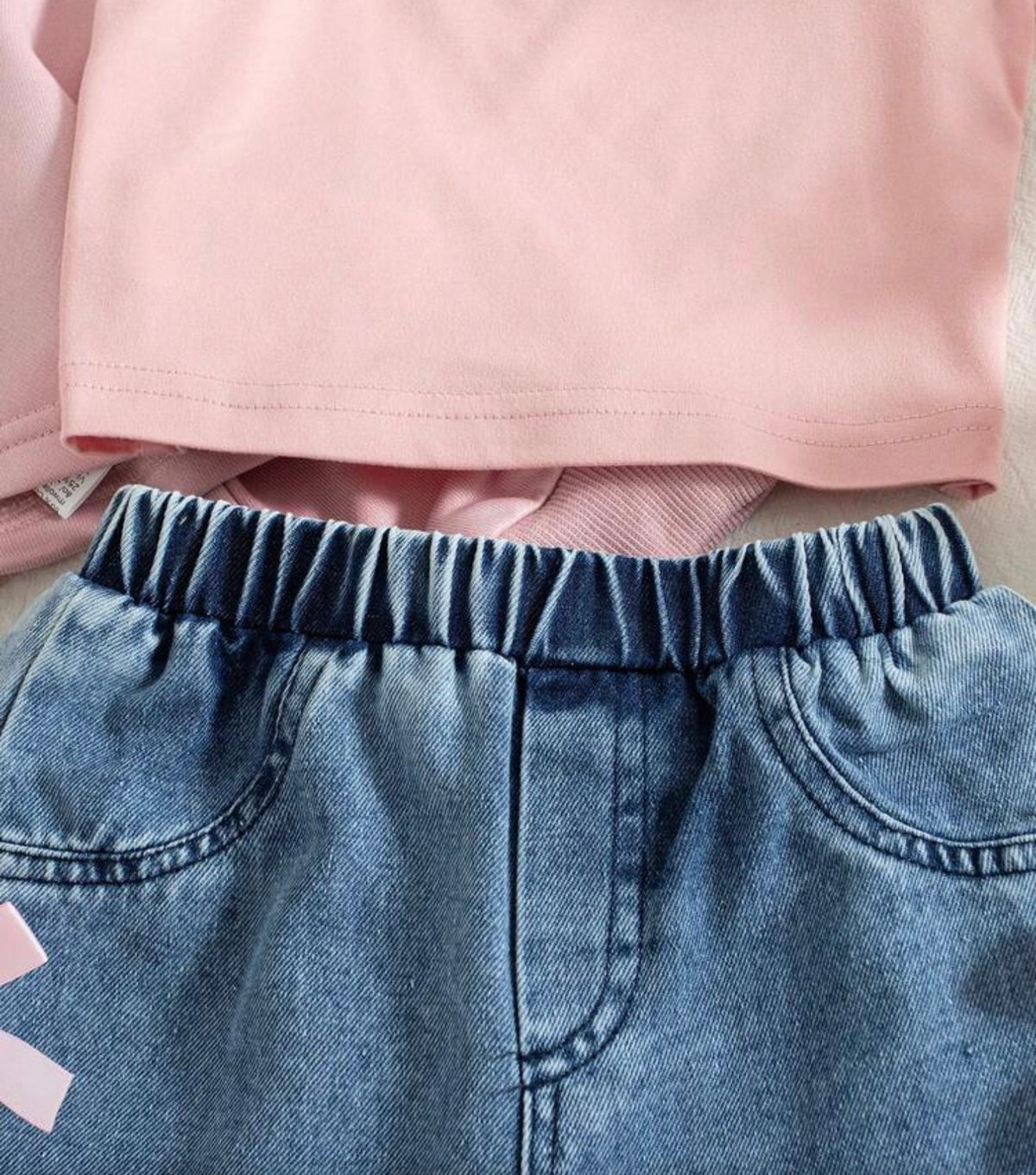 3pcs/Set Casual American Pink Bow Print Hoodie Sweatshirt, Solid Color Camisole, And Bowknot Straight Leg Jeans