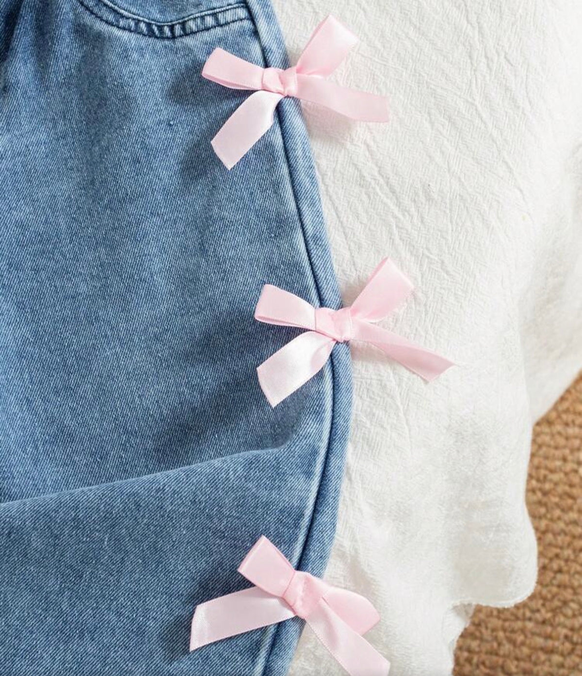 3pcs/Set Casual American Pink Bow Print Hoodie Sweatshirt, Solid Color Camisole, And Bowknot Straight Leg Jeans