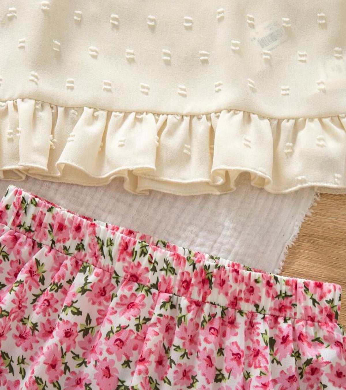 2pcs Woven Floral Applique Casual Vest And Ditsy Floral Pants