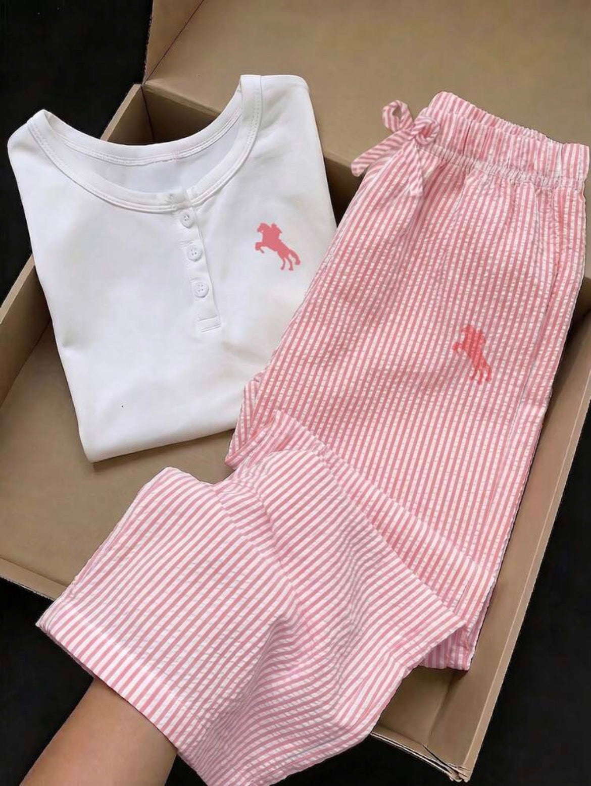 2pcs/Set Horse Print Round Neck Short Sleeve T-Shirt,Striped Straight Leg Pants