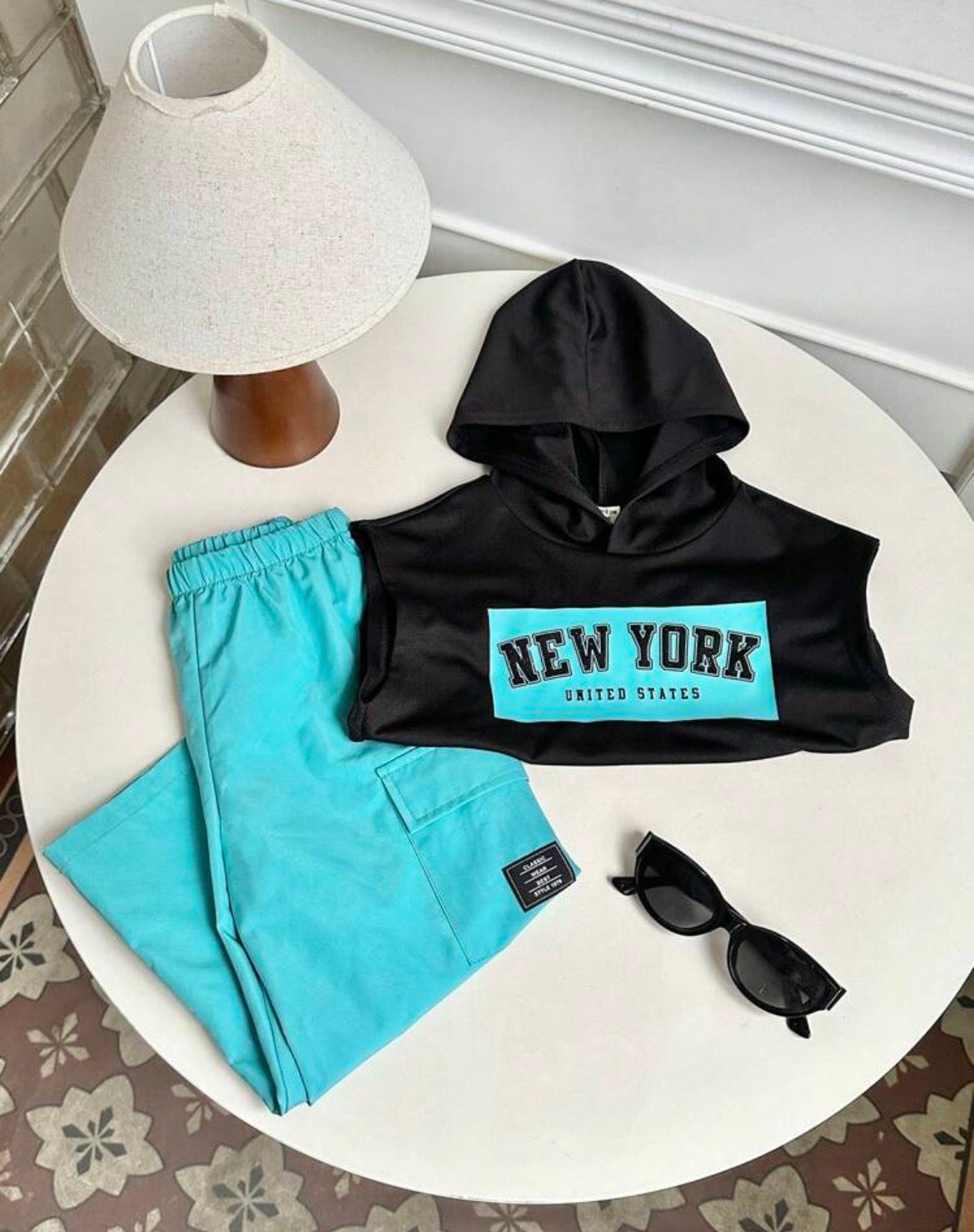 Korean Style Letter Print Raglan Hoodie And Wide Leg Sweatpants Set