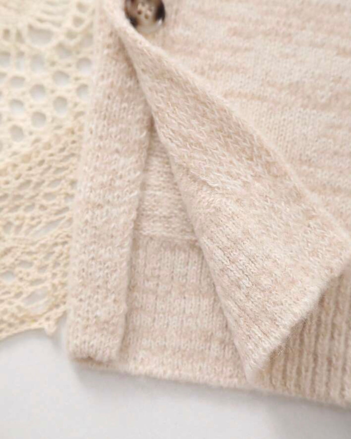 Young Girl Knitted Crew Neck Solid Color Sweater Vest