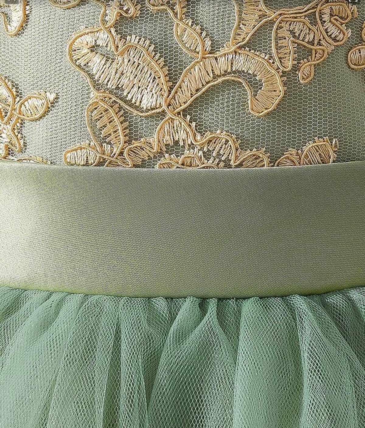 Embroidered Butterfly Pattern Randomly Headband Not Included