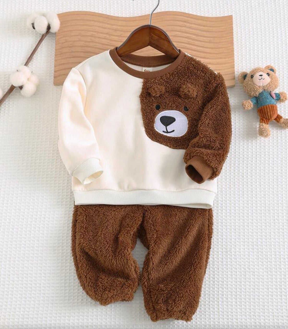 2pcs Cartoon Bear Graphic Crew Neck Pullover Sweatshirt And Pants Set