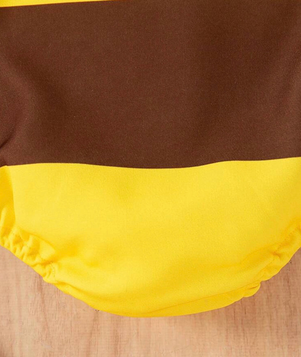 Pals 2pcs Bee-Themed outfit