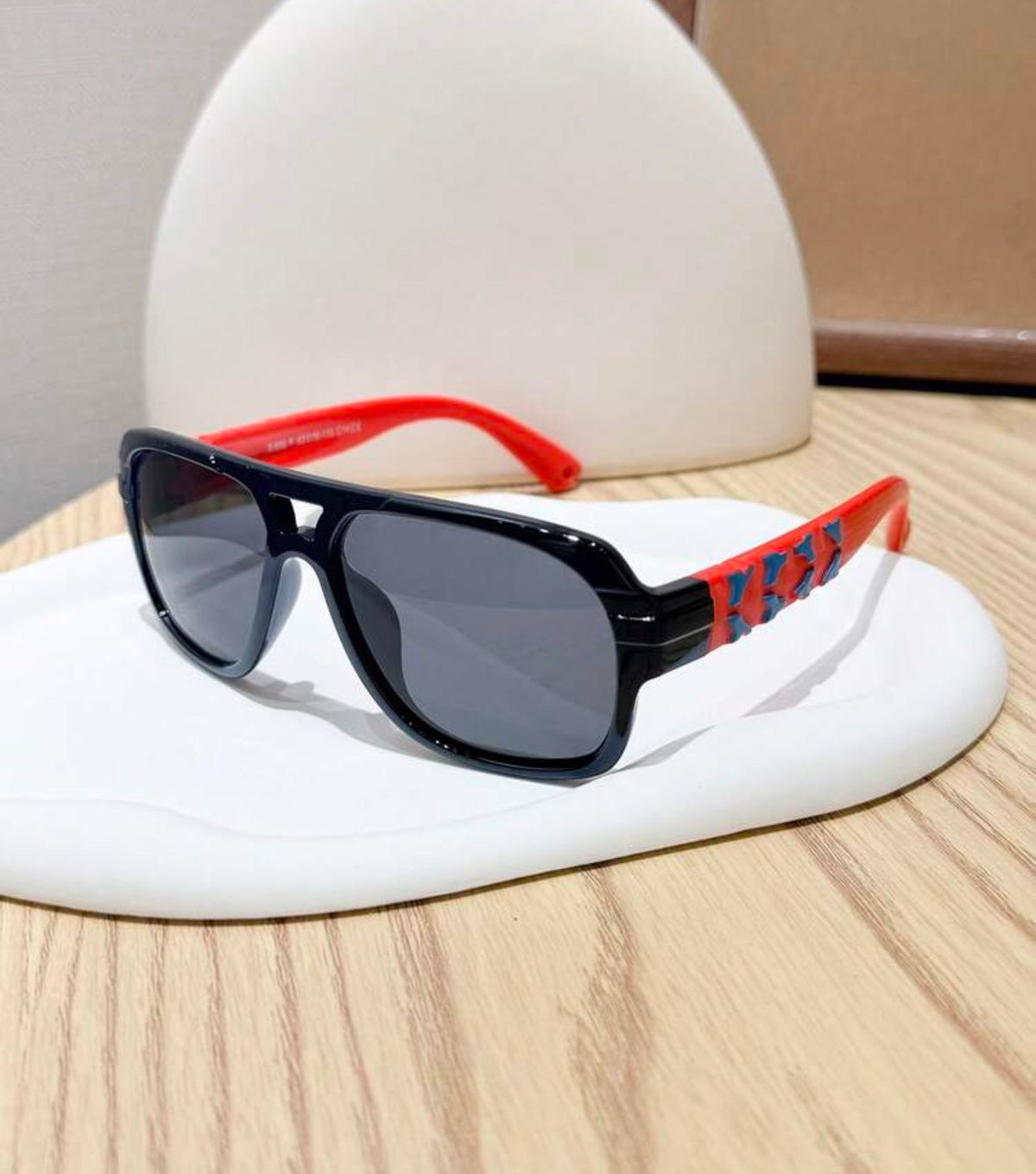 1pc 3-8 Years Polarized Sunglasses, Soft Silicone Frame