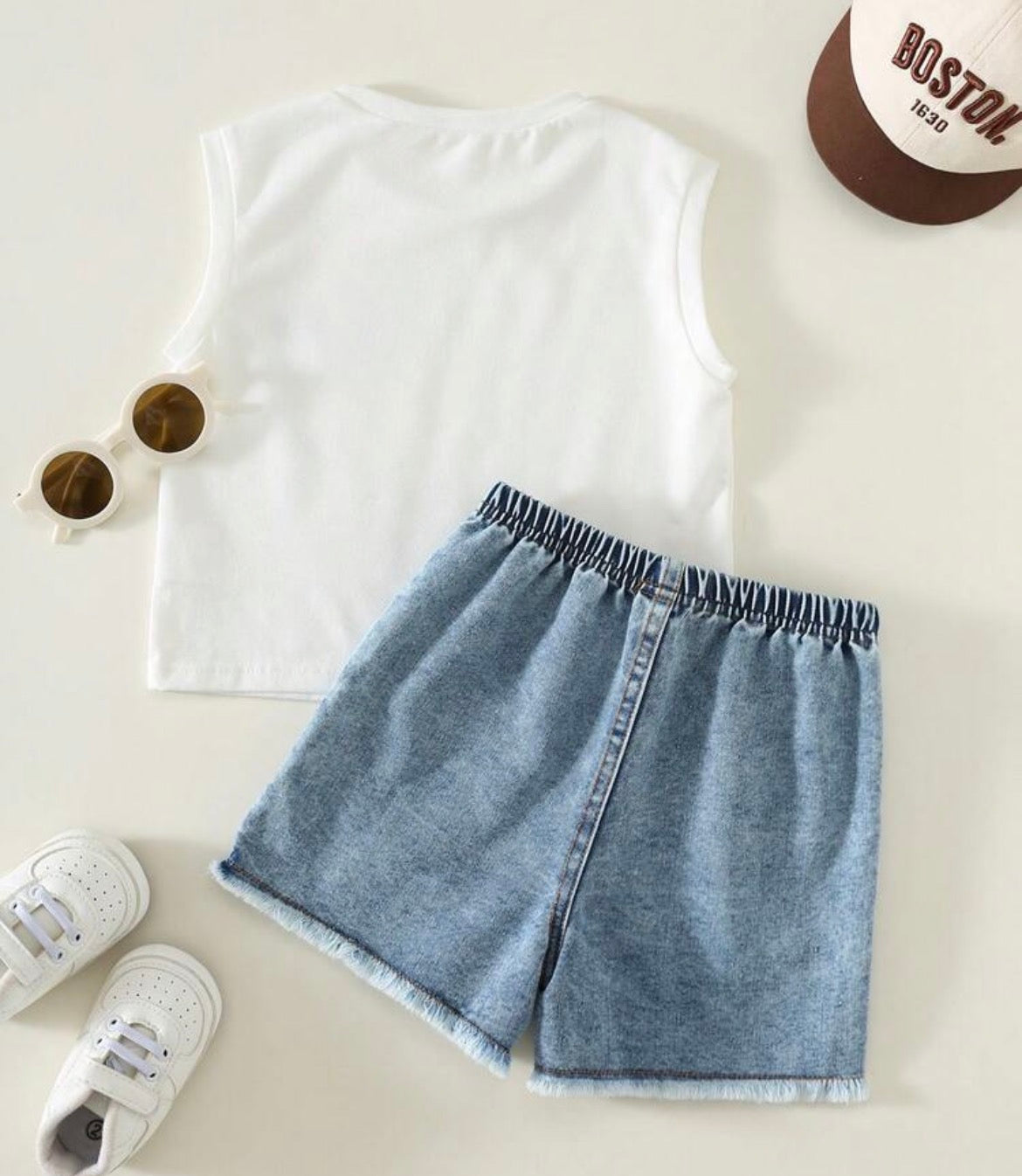Sleeveless T-Shirt And Denim Shorts Set