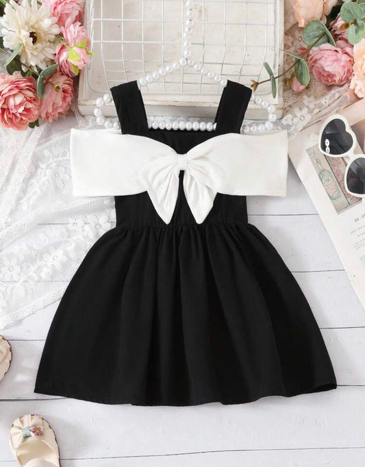 Block bib dress