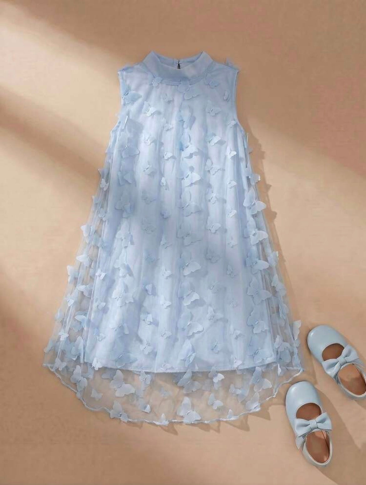 Sleeveless Ruffle Collar Dress