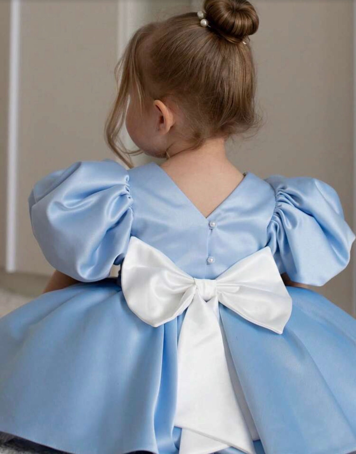 Light Blue Puffy Party