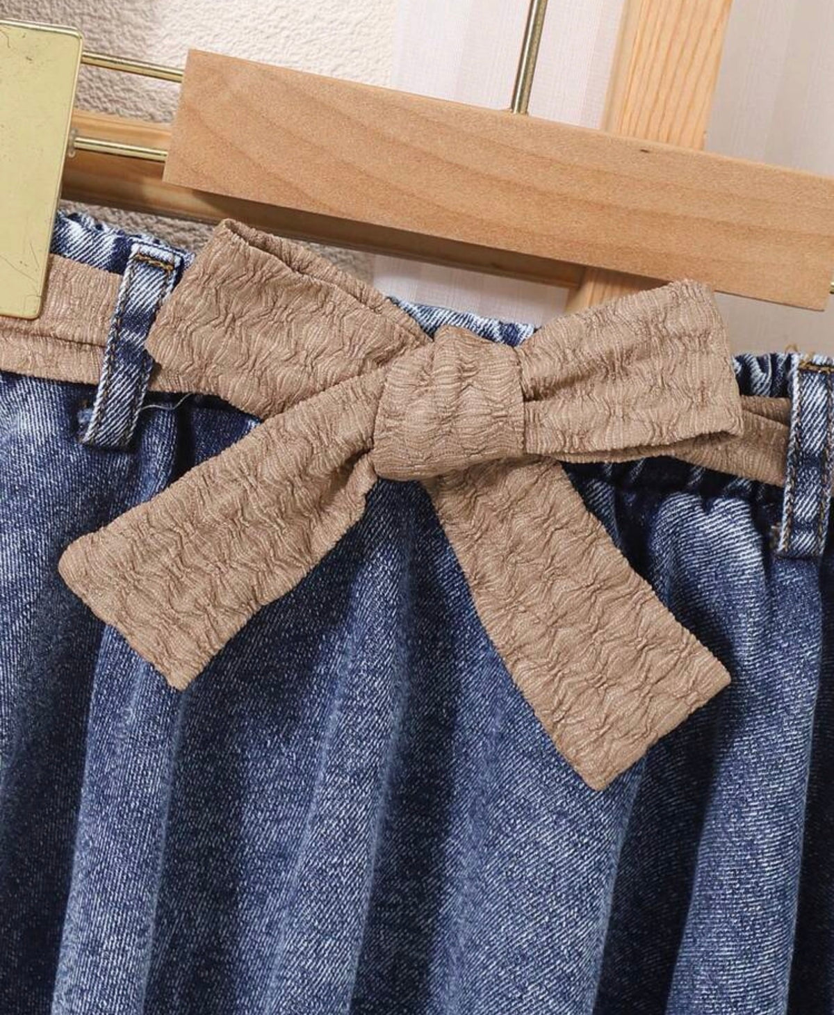 2pcs/Set Top & Asymmetrical Denim Skirt
