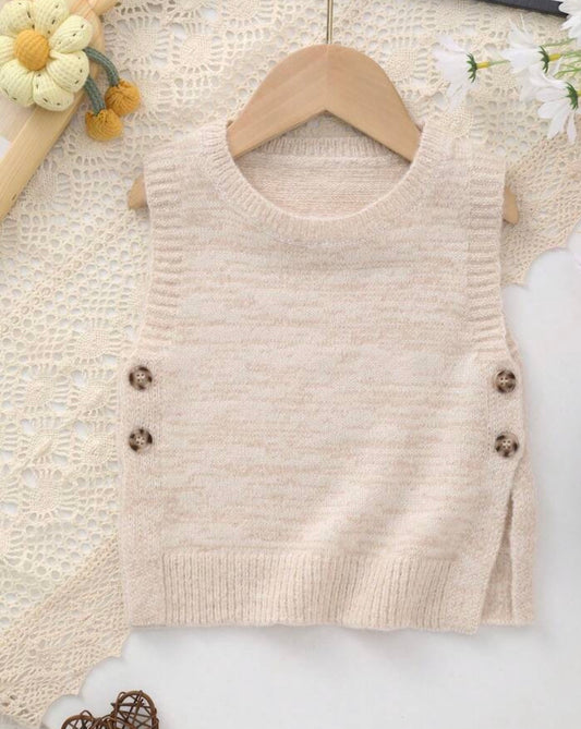 Young Girl Knitted Crew Neck Solid Color Sweater Vest