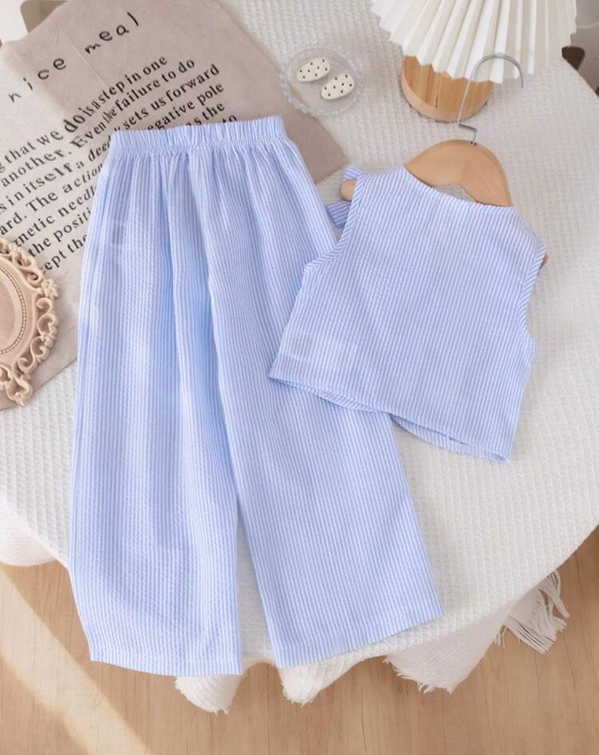2pcs Blue Striped Pony Vest Cardigan And Pants Set