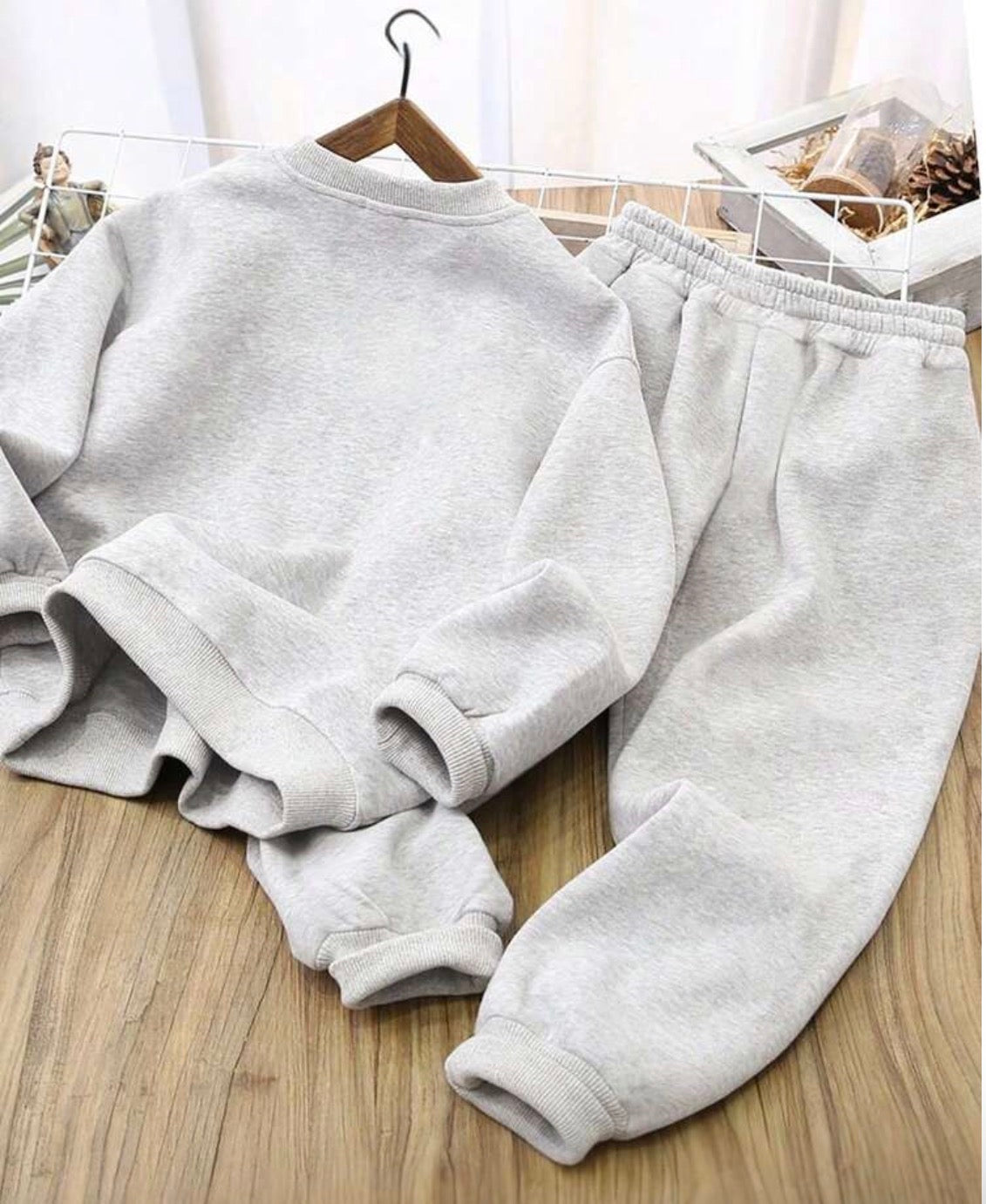 2pcs/Set Warm Minimalist Printed Sweatshirt Autumn