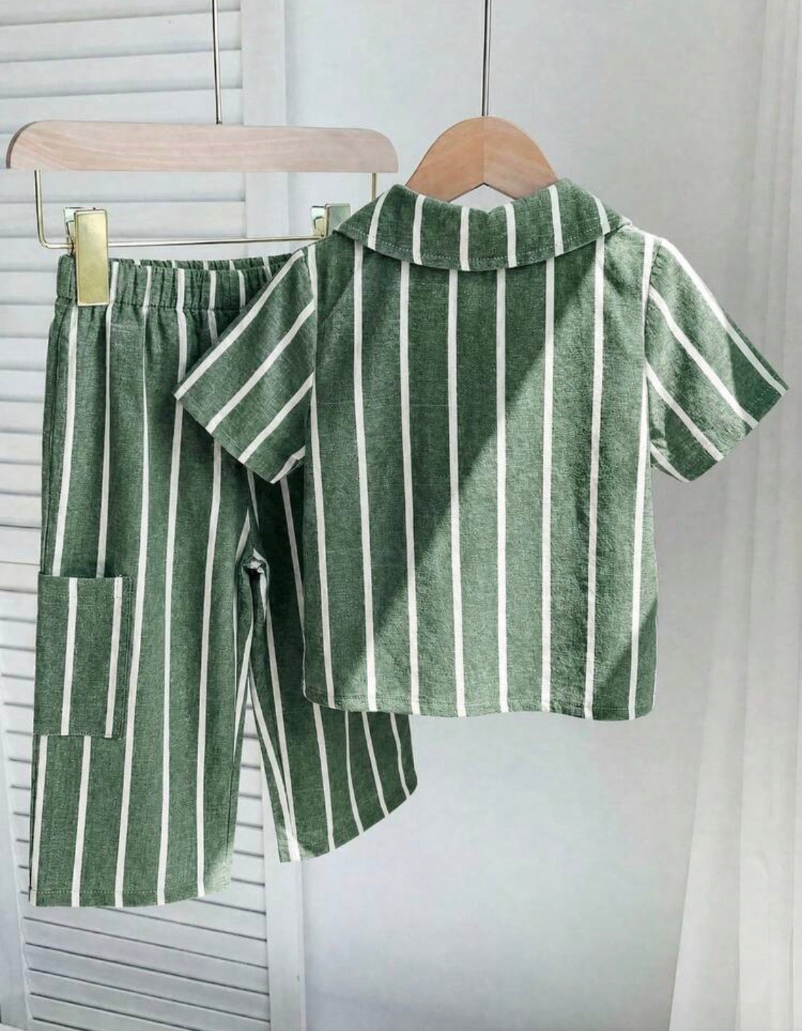 2pcs/Set Versatile Blue And White Striped Collar Short Sleeve Shirt And Long Pants